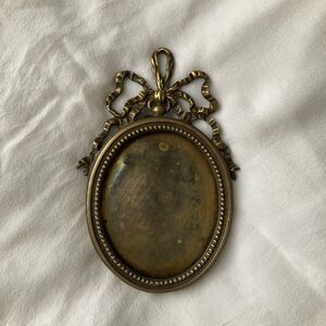 Vintage French victorian style picture frame with bow, brass?